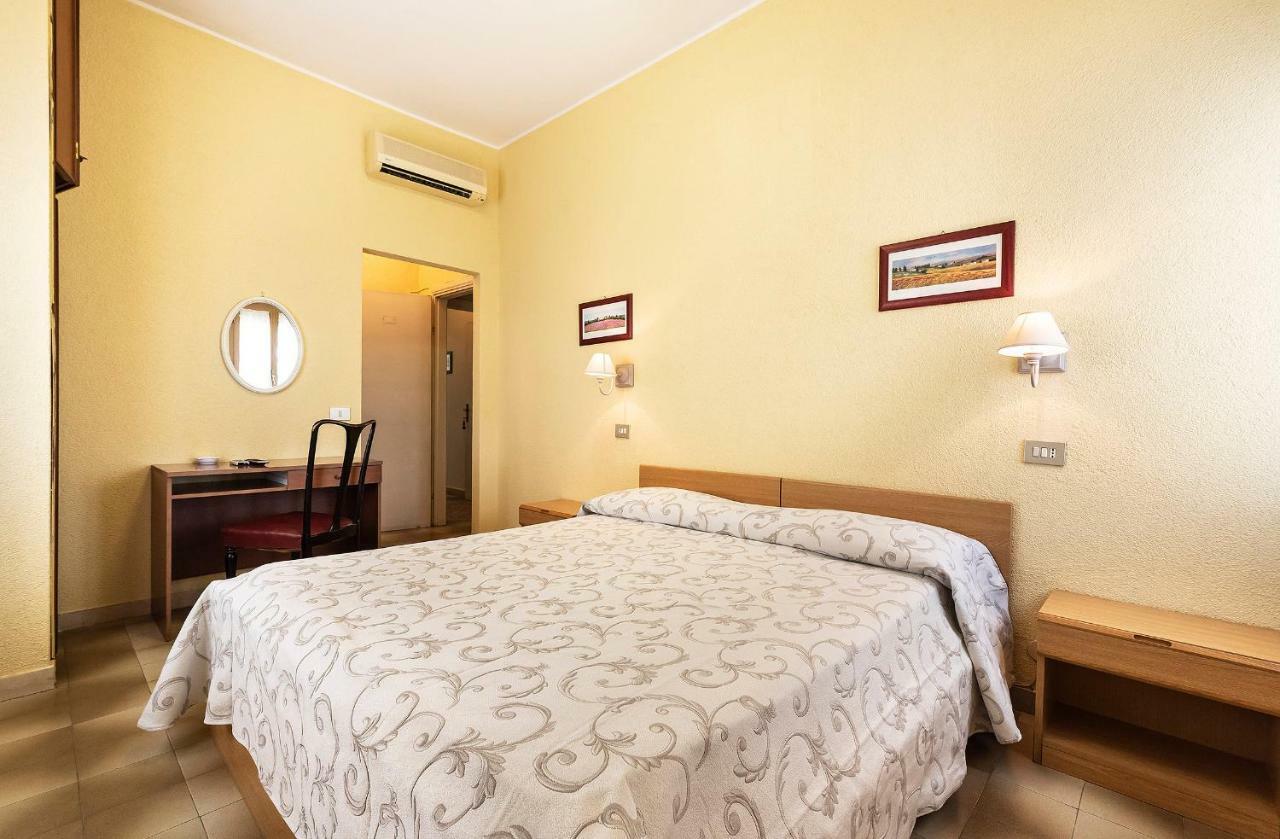 Hotel Aurelia Tarquinia Esterno foto