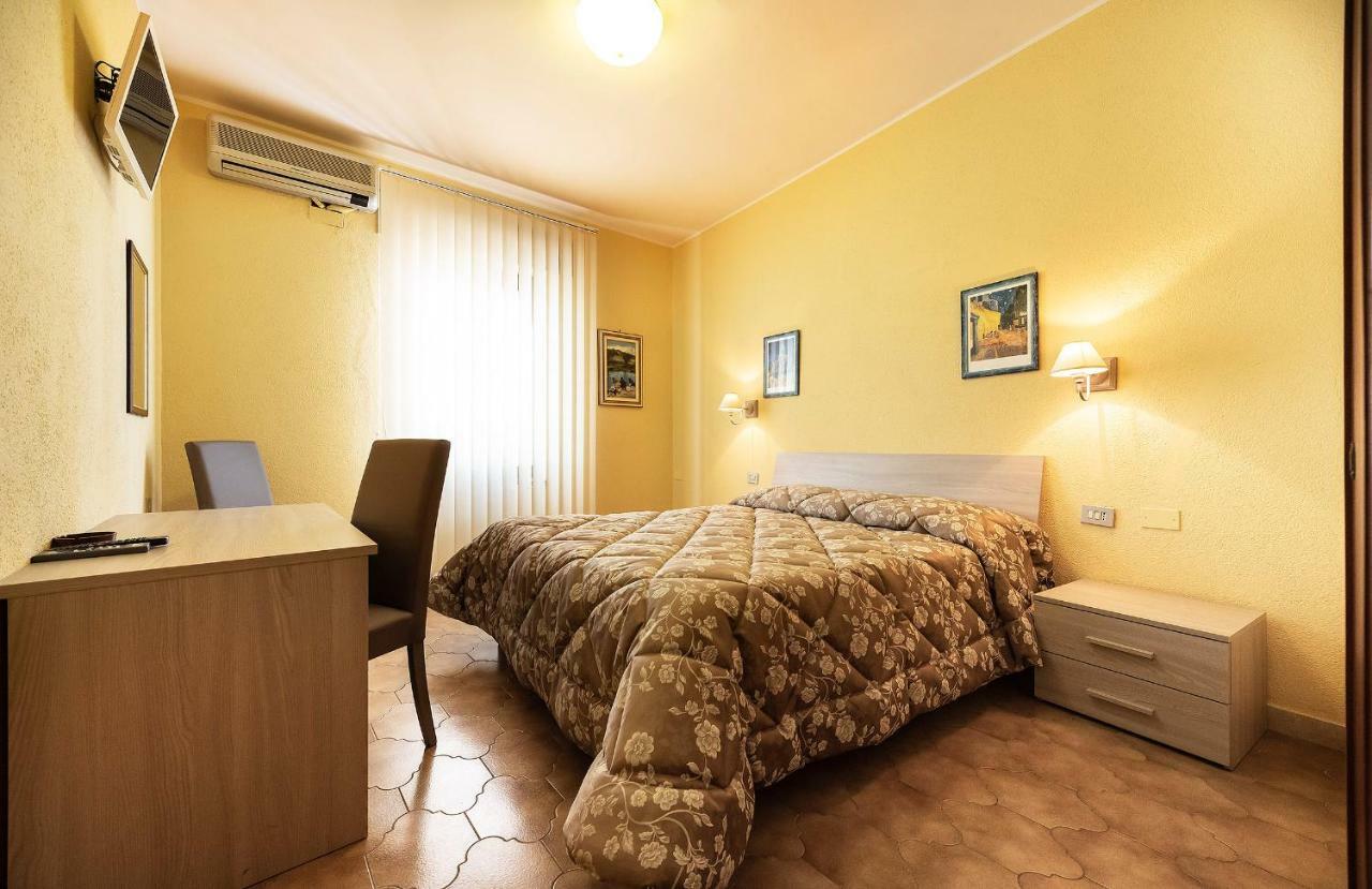 Hotel Aurelia Tarquinia Esterno foto
